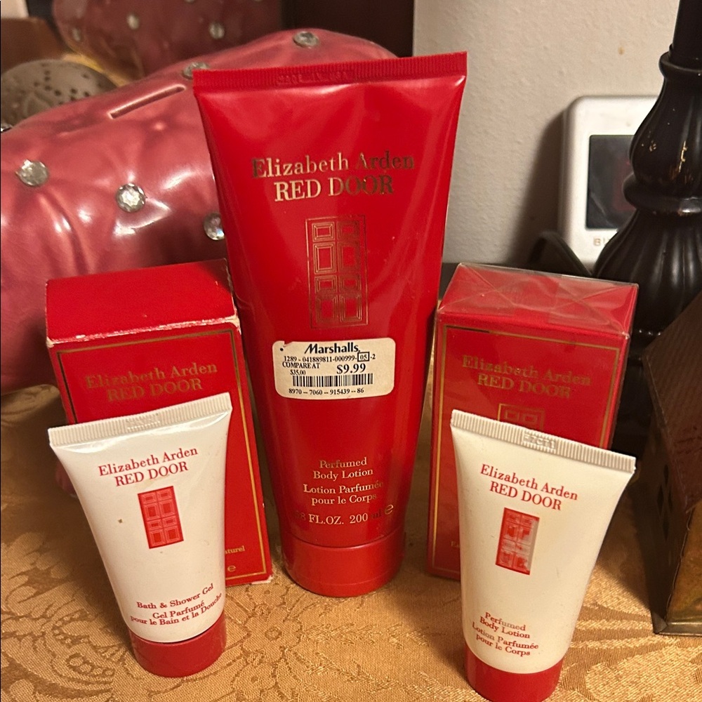 Elizabeth Arden Red Door Collection